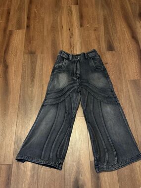 No faith studios baggy denim
Size 30-32
